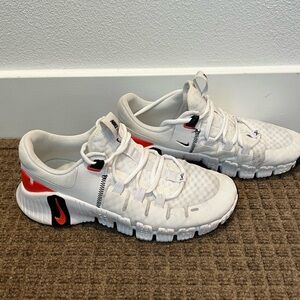 Nike Free Metcon 5 Men's Size 7.5 White Red Training Shoes Sneakers
